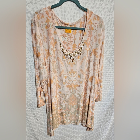 Ruby Rd. Cream and Gold Embellished Tunic - Picture 1 of 6